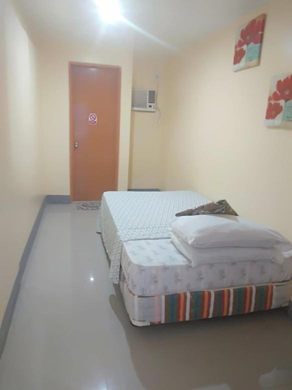 Indino Guesthouse Moalboal Buitenkant foto