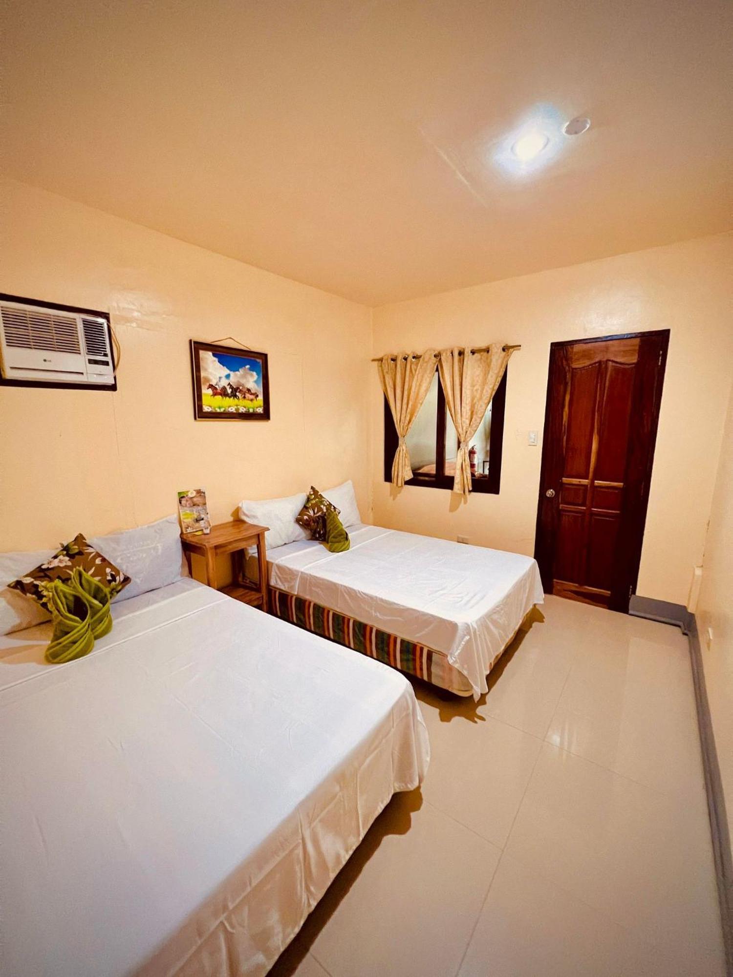 Indino Guesthouse Moalboal Buitenkant foto