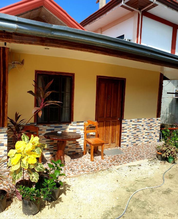 Indino Guesthouse Moalboal Buitenkant foto