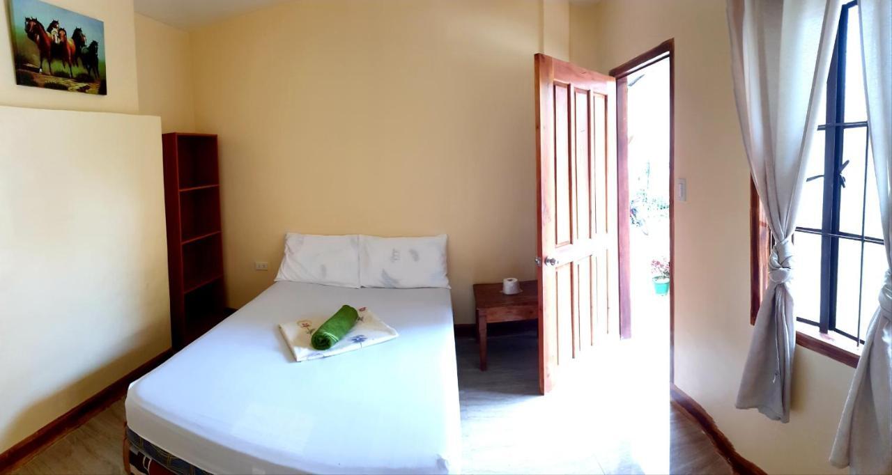 Indino Guesthouse Moalboal Buitenkant foto